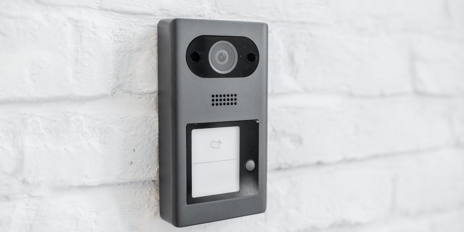 Interphone sur un mur